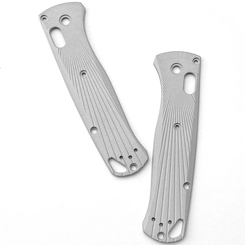 1 paio Patch manico lama in lega di alluminio per BM 535 coltello trama radiale lega di alluminio Bugout 535 Patch accessori fai da te