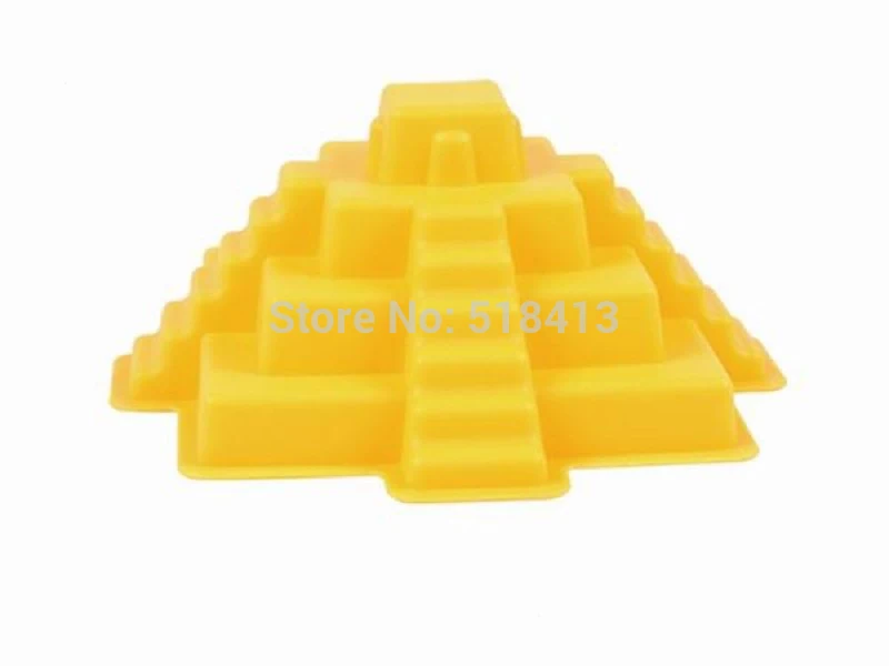 Sand Playing Tool Mold Beach Toys For Children Play Toy Temple Of Horus Taj Mahal Colosseo Pyramid Plastic Summer Fun 2021