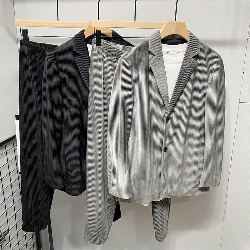 2024 Autumn and winter Corduroy suit two-piece suit men\'s autumn sagging suit handsome velvet pleated closure pants loose Korean