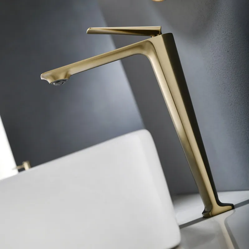 Tuqiu Basin Faucets Brushed Gold Bathroom Faucet Hot and Cold Rose Gold Sink Faucet Deck Mounted Toilet Black Mixer Water Tap