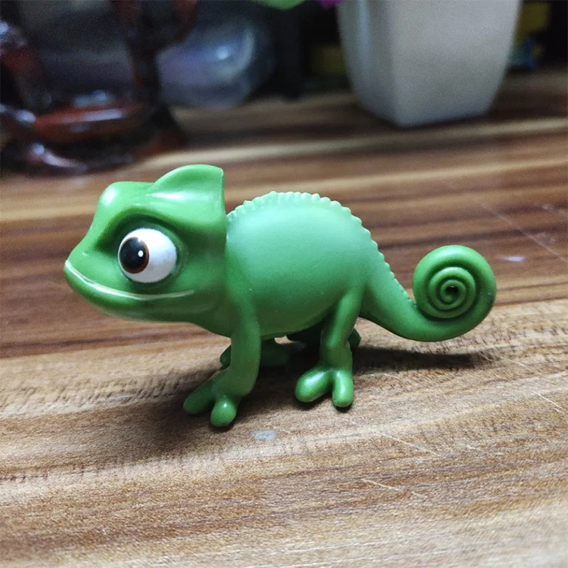 Disney Tangled Rapunzel Pascal the Chameleon Action Figure Toys Collection Tangled Rapunzel Princess Figure Decoration Kids Gift