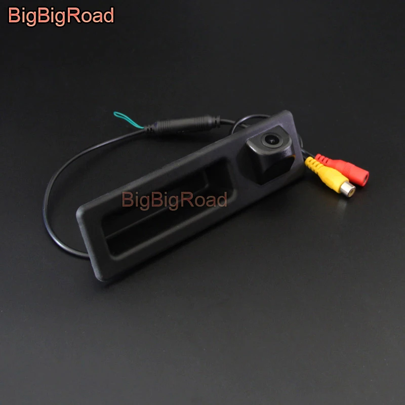 

BigBigRoad For BMW X3 F25 2010-2015 3 F30 F31 F34 / 330d Touring 2012 2013 2014 2015 Car HD Rear View Trunk Handle Camera