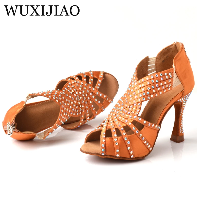 WUXIJIAO Diamond Silver Satin Latin dance shoes woman Salsa Party Rhinestones Ballroom dancing shoes Med heel 7cm zipper