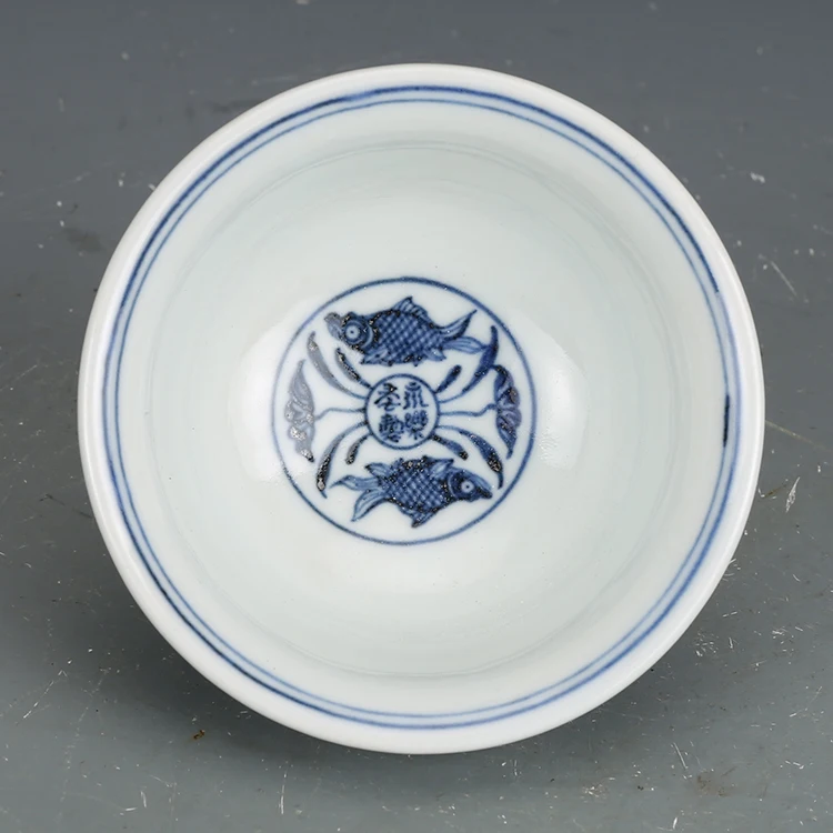 Daming Yongle Blue And White Fish Algae Pattern Hand Cup Antique Porcelain Collection Hand-painted Cup Ornaments