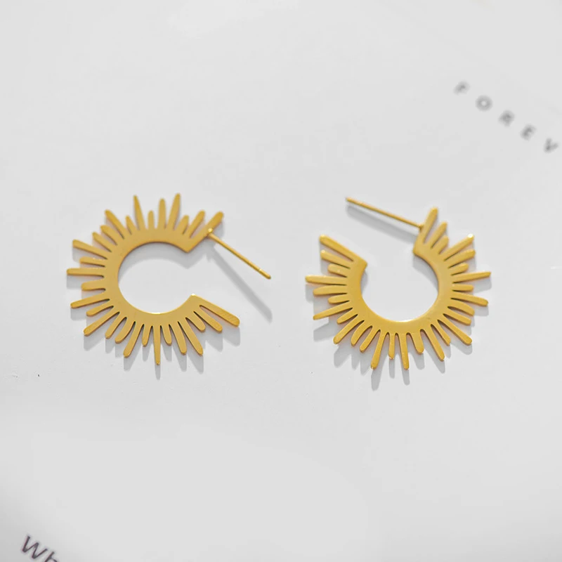 Stylish Stainless Steel Half Sun Stud Earrings for Women Simple PVD Gold Plated Metal Geometric Earrings Waterproof Jewelry Gift