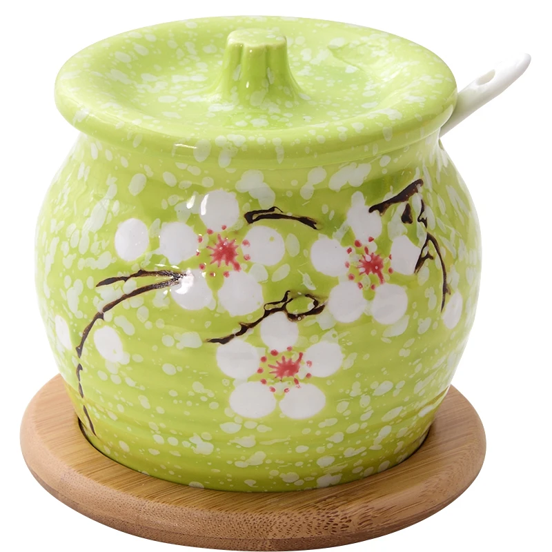 Japanese Style Seasoning Box Ceramic Salt Shaker Single Pepper Oil Jar with Spoon Household Seasoning Jar Salt Shaker with Lid