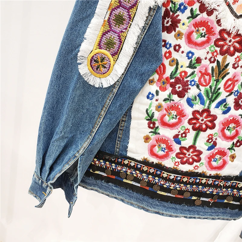 Imagem -05 - Jaqueta Jeans Feminina Bordada com Flores Cabolsa Boho Manga Longa com Lantejoulas e Borla