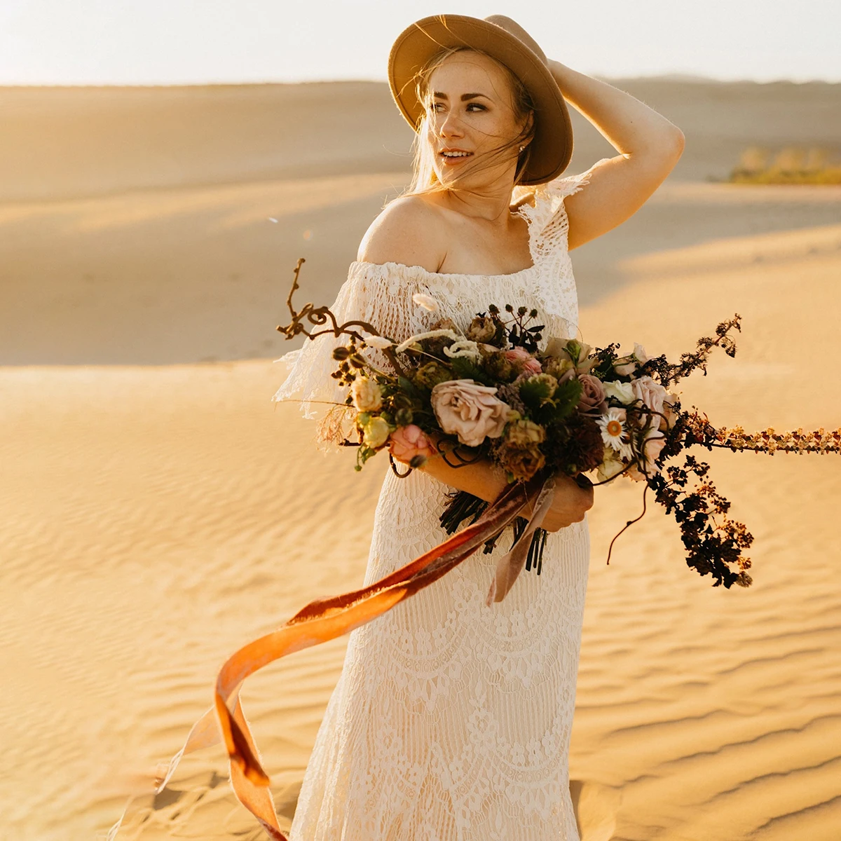 Hors Épaule Dentelle Destination Balnéaire Rustique Robe De Mariée Longueur De Plancher Fait Sur Commande 2021 Fermeture À Glissière Princesse Robes De Mariée Grande Taille