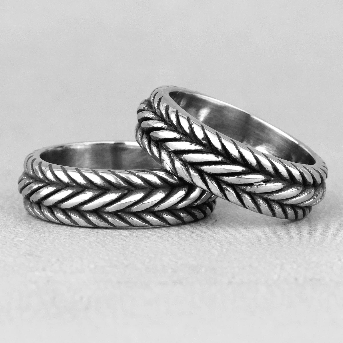 Retro Simple Punk Chains Stainless Steel Mens Rings Unique Hip Hop For Male Boyfriend Biker Jewelry Creativity Gift Wholesale