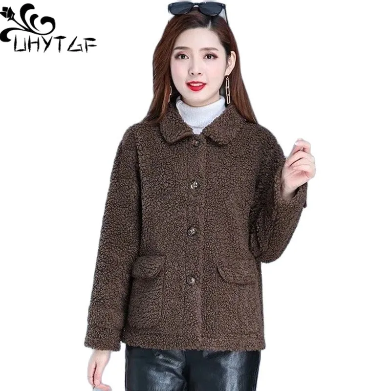 UHYTGF Lambswool Autumn Winter Fur Jacket Women Solid Wild Casual Warm 4XL Loose Size Coat Middle-Aged Mother Short Outewear2300