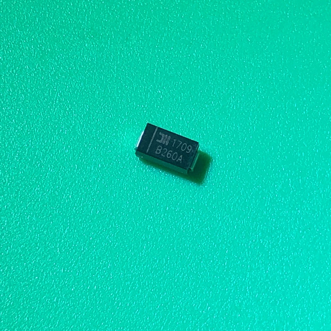 10pcs/lot B260A-13-F DO-214AC B260A 13-F DIODE SCHOTTKY 60V 2A SMA 2.0A SURFACE MOUNT SCHOTTKY BARRIER RECTIFIER B260A13F