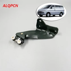 Right Sliding door roller Lower bottom bracket For hyundai starex 1998-2003 Jac refine