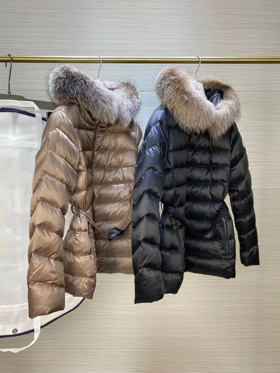 Women New Winter Down Jacket Short Tie Hat Coat White Goose Down Jacket.For Female Down Coat Winter Down Parkas Jacket Coat