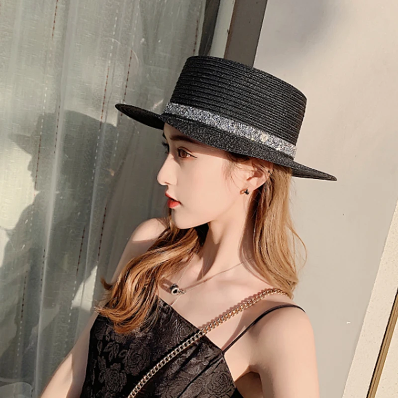 Summer Wide-brimmed Sun Hat Female Vacation Beach Visor Cap Elegant Pearl Sequins Flat top Sunscreen Hat M Letter Fashion Straw