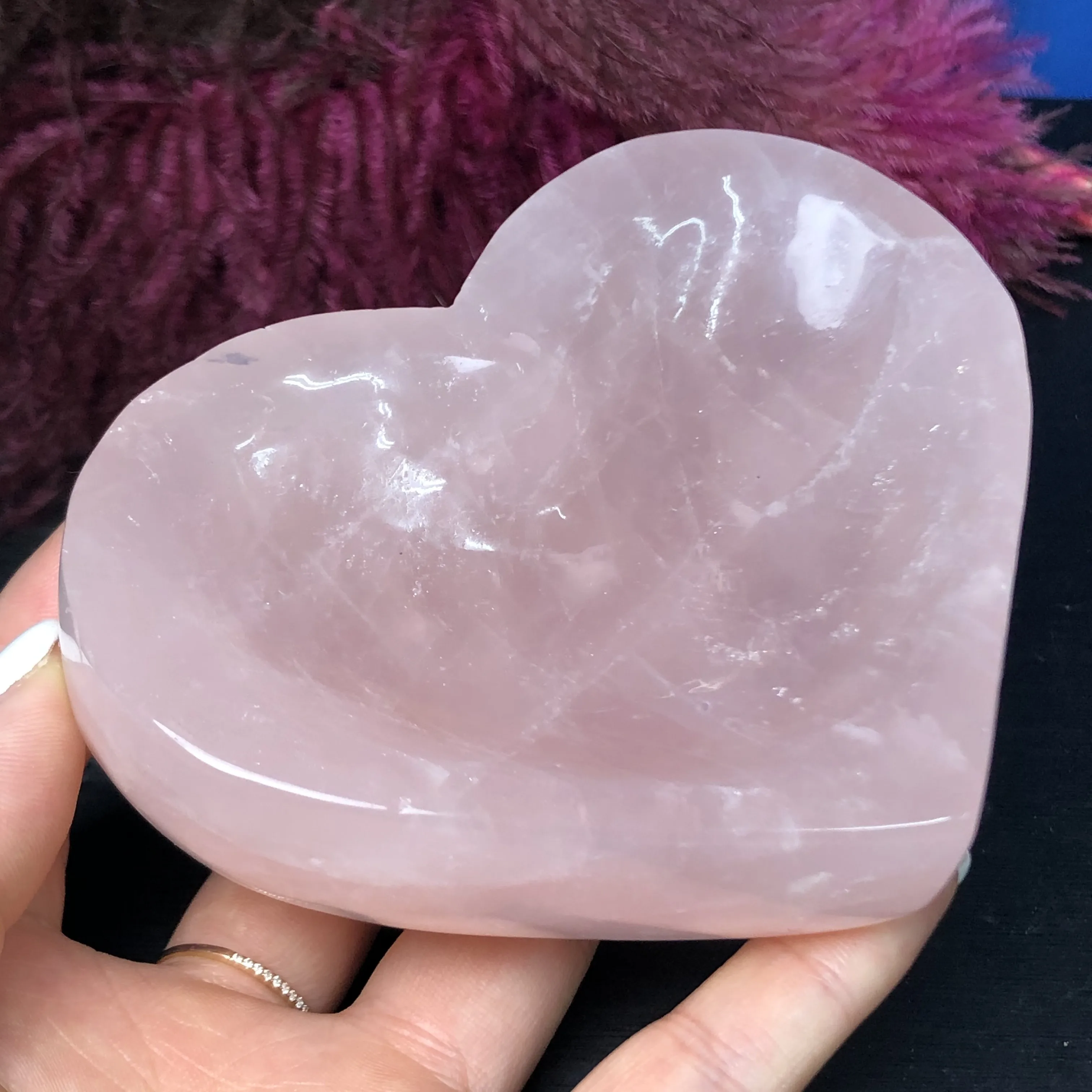 Factory Wholesale Natural Rose Quartz Stone Bowl Heart Pink Gift Carved Moon Shape Crystal Five Point Pentagram Figurine Chakra