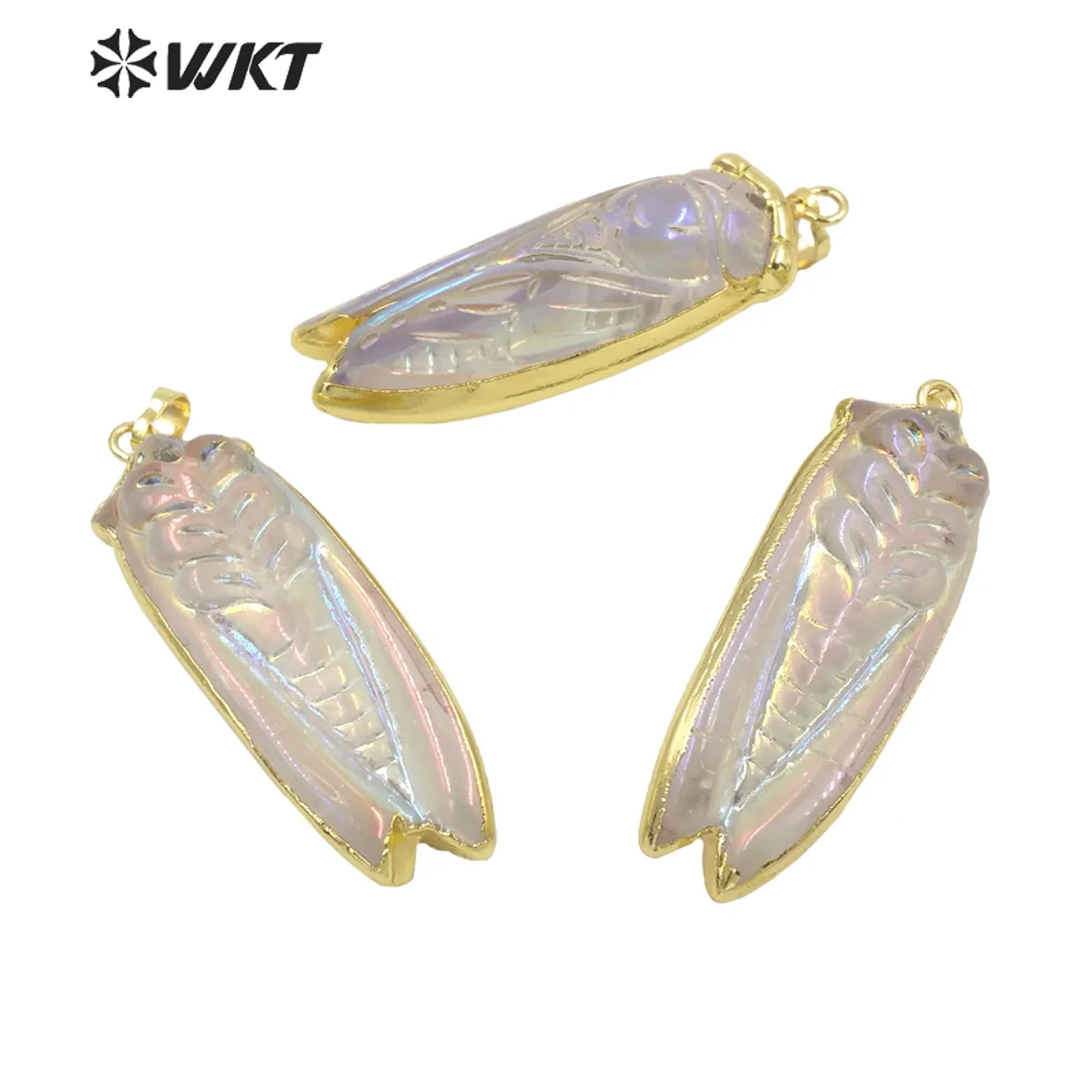 WT-P1729 Amazing handmade carved crystal quartz cicada pendant Gold trim lovely Aura Annimal stone pendants for necklace design