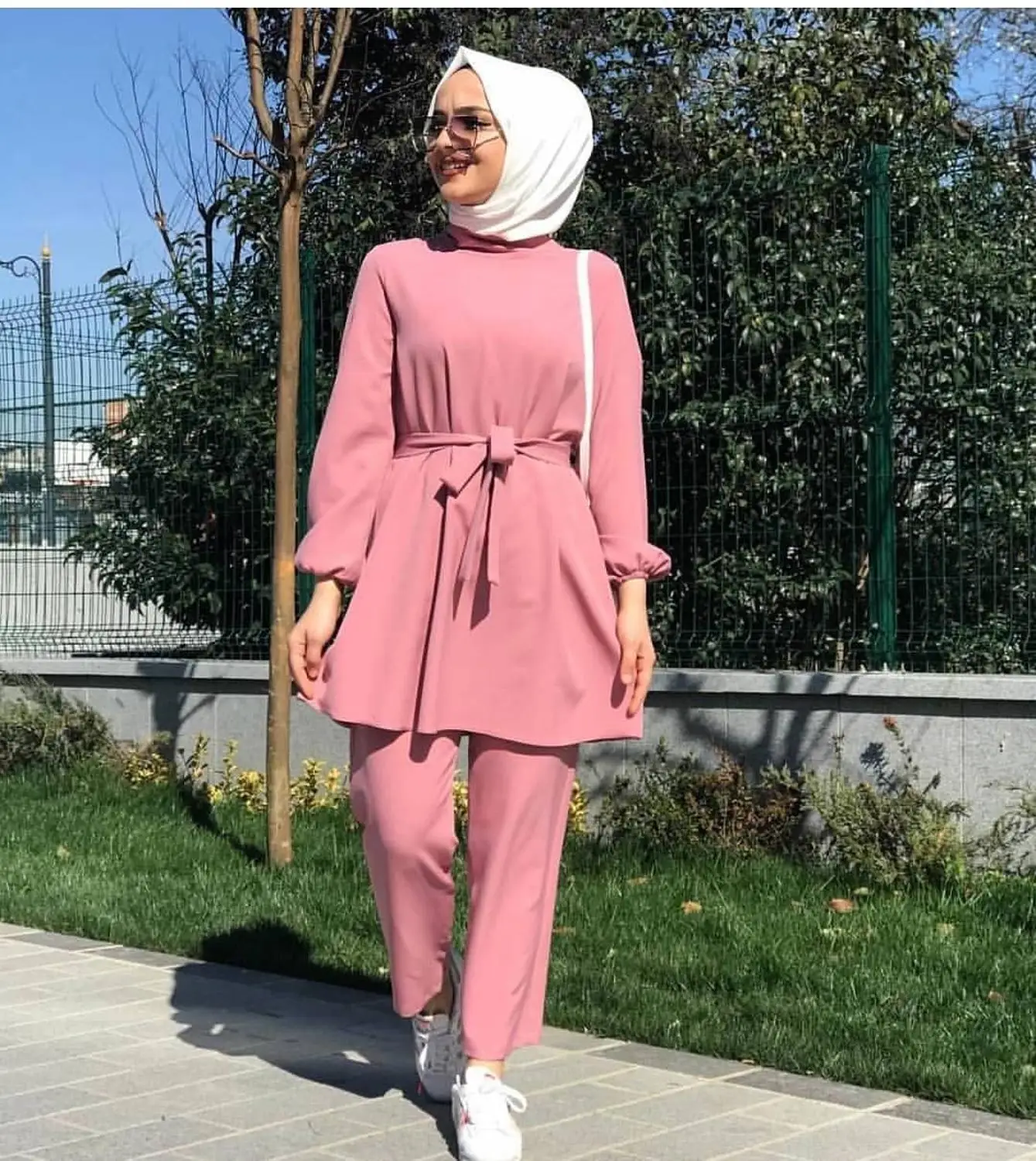 Eid Mubarek dwuczęściowe zestawy muzułmańskie Abaya turcja hidżab sukienka kaftan kaftany Islam odzież Abayas dla kobiet Musulman zespoły