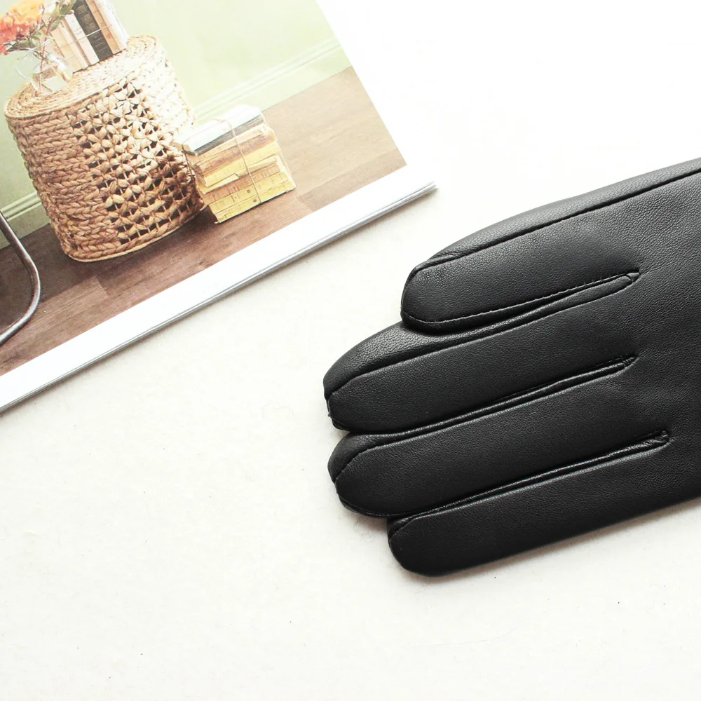 Bickmods New Women\'s Leather Gloves Autumn And Winter Warm Velvet Lining Straight Style Black Sheepskin Gloves