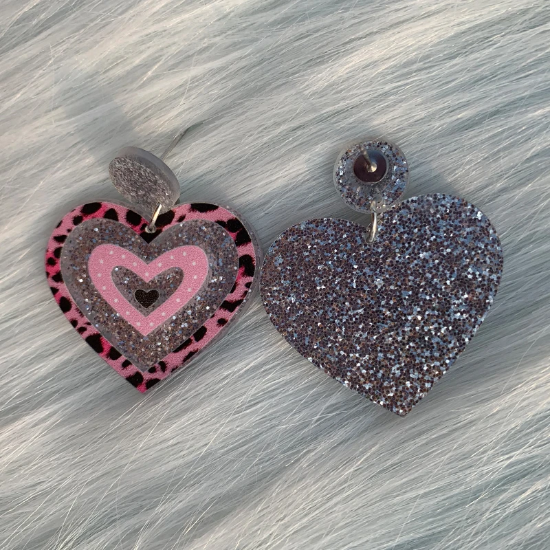 Y2k Accessories Pink Leopard Print Shiny Peach Heart Dangle Earrings for Women Egirl Aesthetic Harajuku Kawaii 2000s Earrings