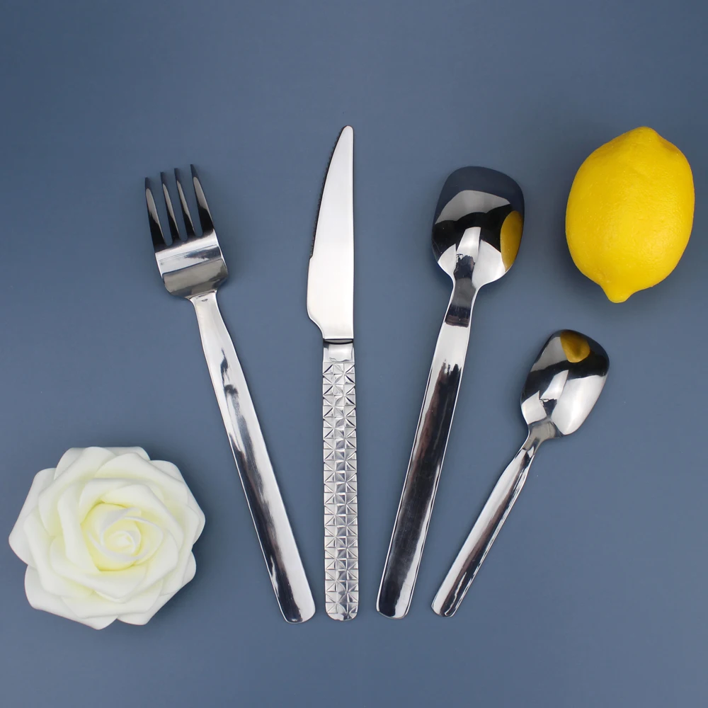 LUCF elegant diamond texture handle Cutlery Stainless steel Western Luxury Dinnerware metal gentle flatware for family