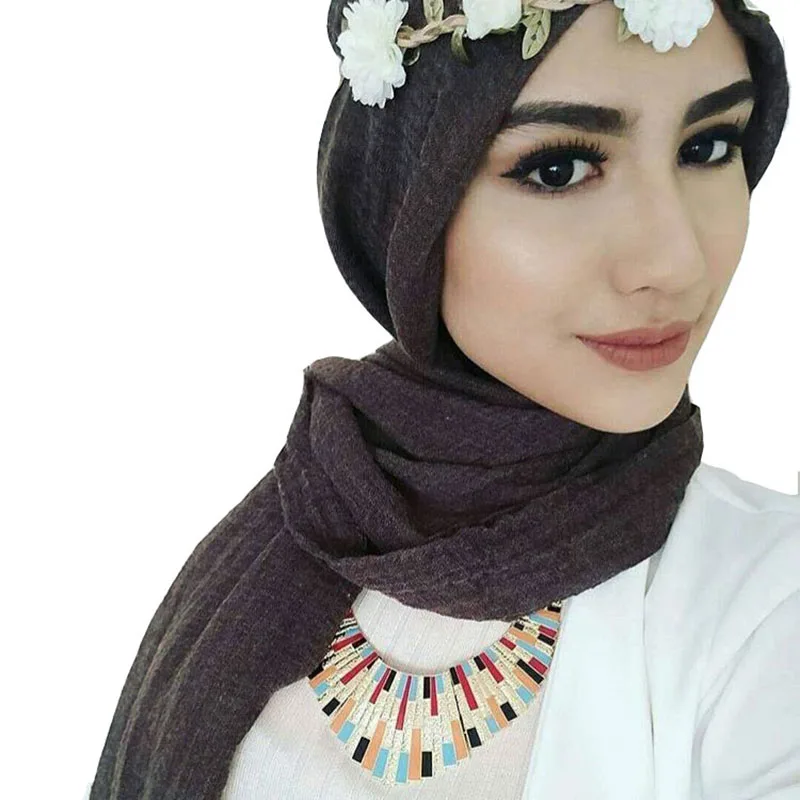 

High Quality Plain 40 Colors Crinkled Bubble Scarf Shawl with Fringes Muslim Hijab Head Wrap Veil