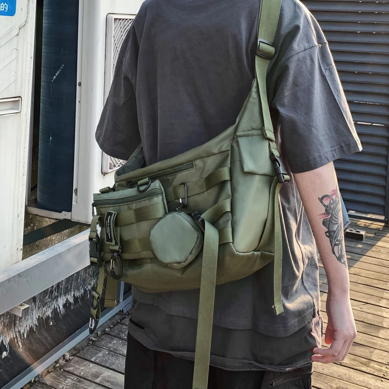 Ins omuz crossbody çanta, erkek moda marka Harajuku fonksiyonel çanta, moda iş, öğrenci koyu rüzgar iş çantası, kadınlar.