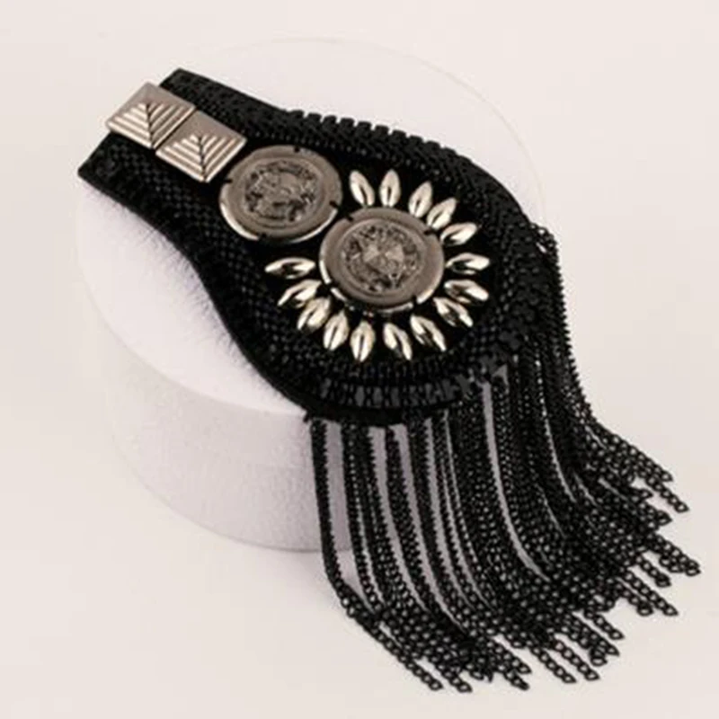 British Style Handmade Shoulder Jewelry Tassel Rhinestones Epaulettes Clothing Accessories Brooch Epaulet Shoulder Brooches