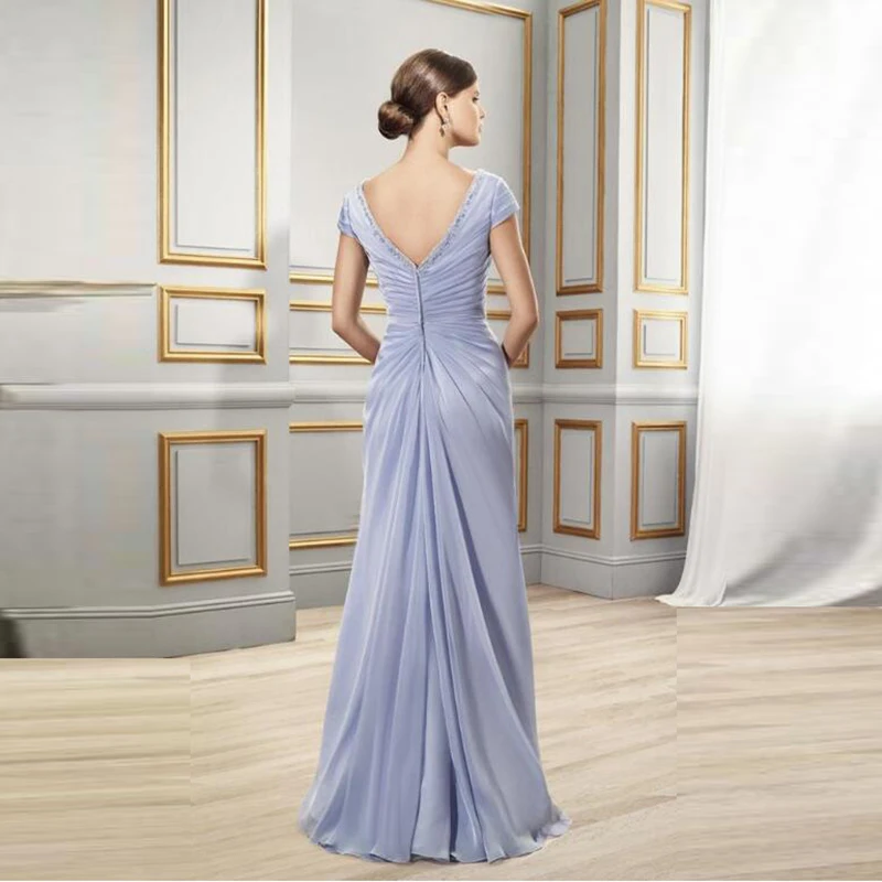 Periwinkle Charming Chiffon Mother of the Bride Dresses 2024 Cap Sleeves Mother Gowns V Neck Wedding Party Gowns Back Out Beaded