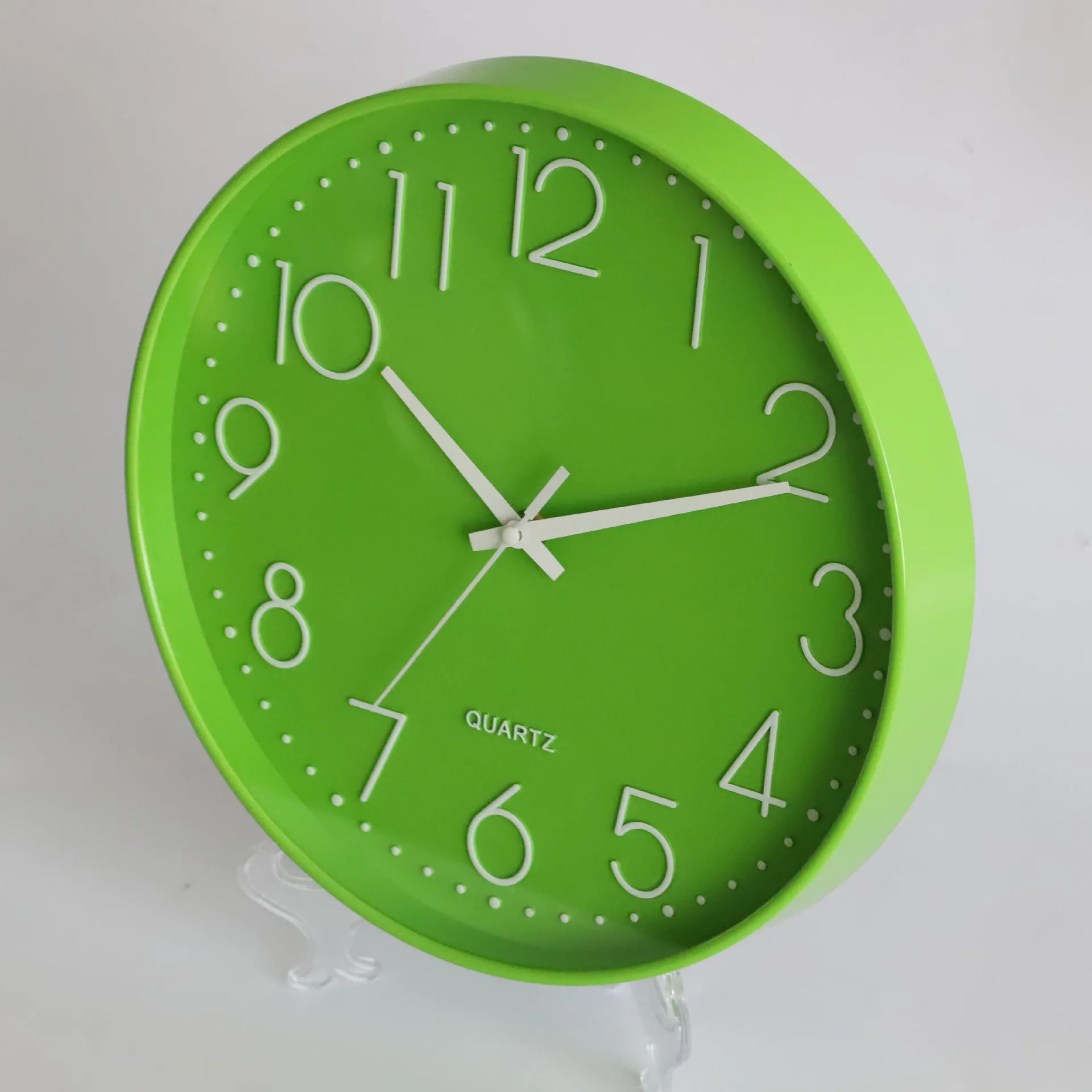 

Mute Wall Clock Creative Fhome Living Room Three-dimensional Digital Simple Clock