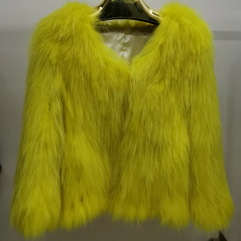 New raccoon fur women's fur in autumn and winter young fashion 100% real raccoon fur, real fox fur coat Length 60 cm