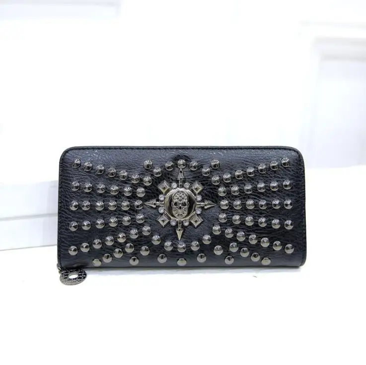 XGRAVITY Hot 2025 Punk Women Wallet Female Coin Purse Long Wallet Skull Rivets Lady Hot Zipper Purse Card Holder Purse H066