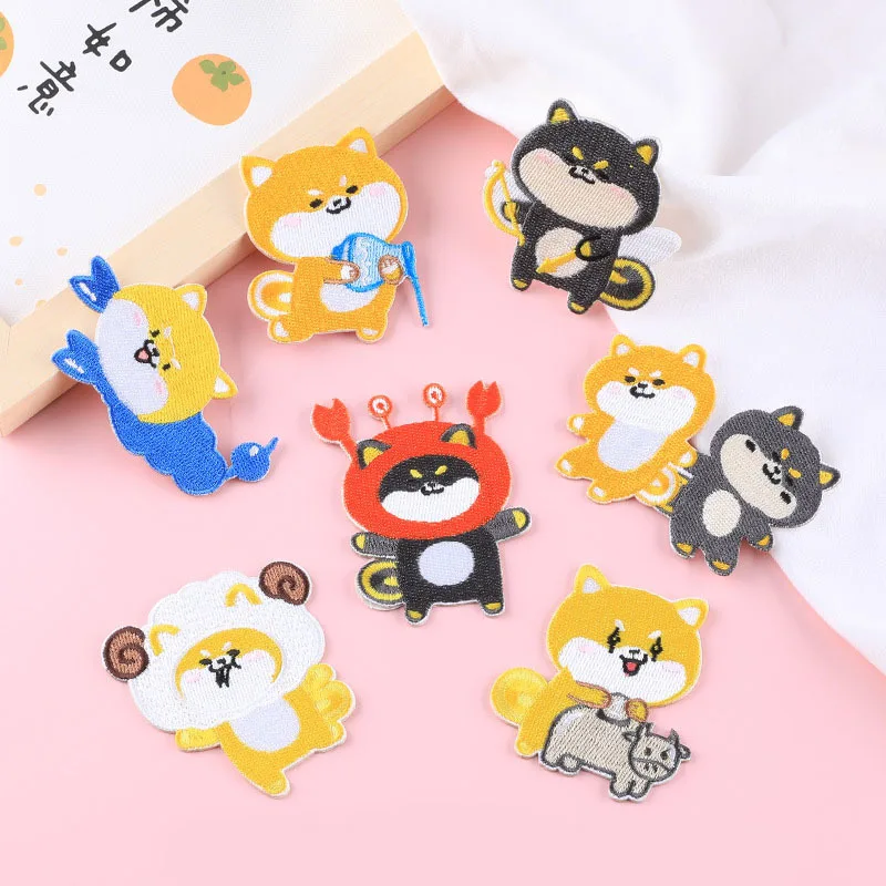 

Cartoon Animals Funny Corgi Patch For Clothes Iron On Embroidered Patches child Clothes Stickers T-shirt decoration Appliques