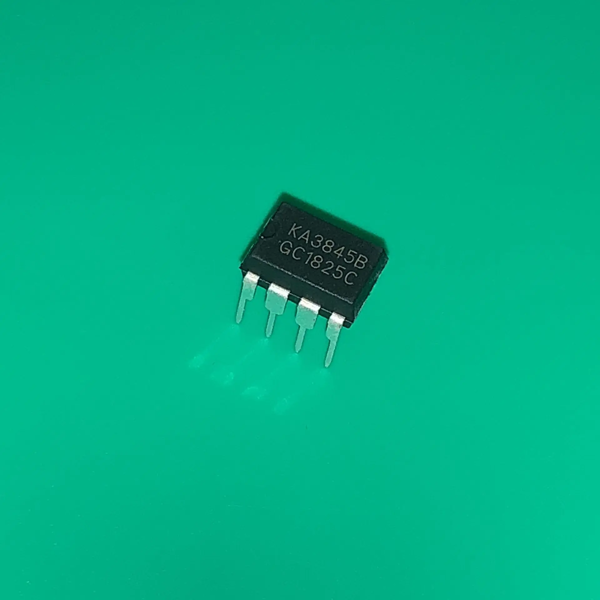 5pcs/lot KA3845B DIP8 KA3845 B IC REG CTRLR 8DIP SMPS Controller KA 3845B 3845 KA3845BN KA38458