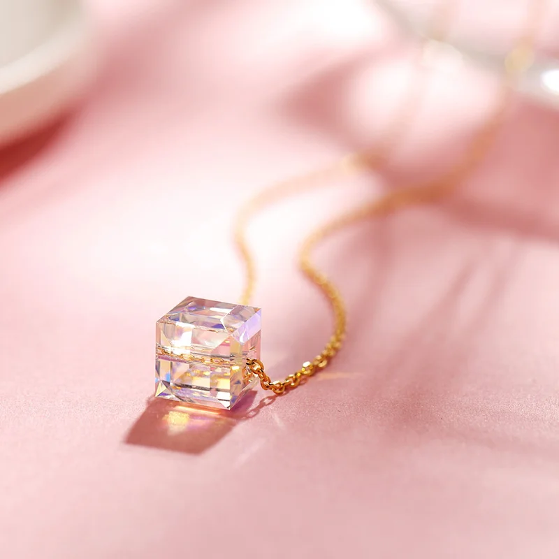 Premium Crystals From Austria Green Cube Beads Necklaces Pendant Gold Color Chain Jewelry For Women Chic Birthday Jewelry