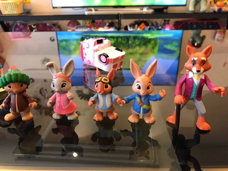 pvc model  5pcs/set P e t e r RabbitandFriends ornaments squirrels fox home decor ornament rabbit