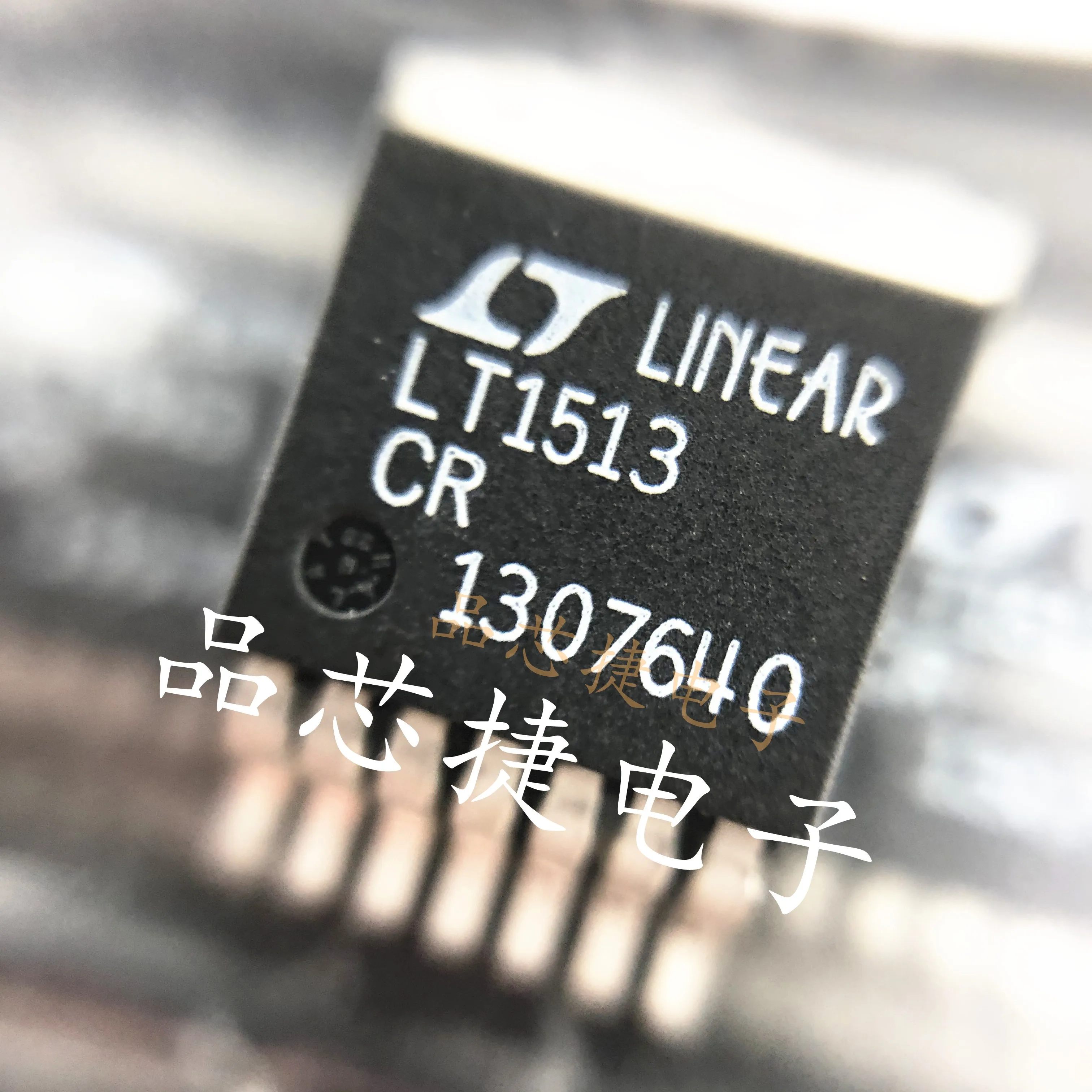 5pcs/Lot LT1513CR#TRPBF Marking LT1513 CR TO-263-7 Current Mode Switching Regulator