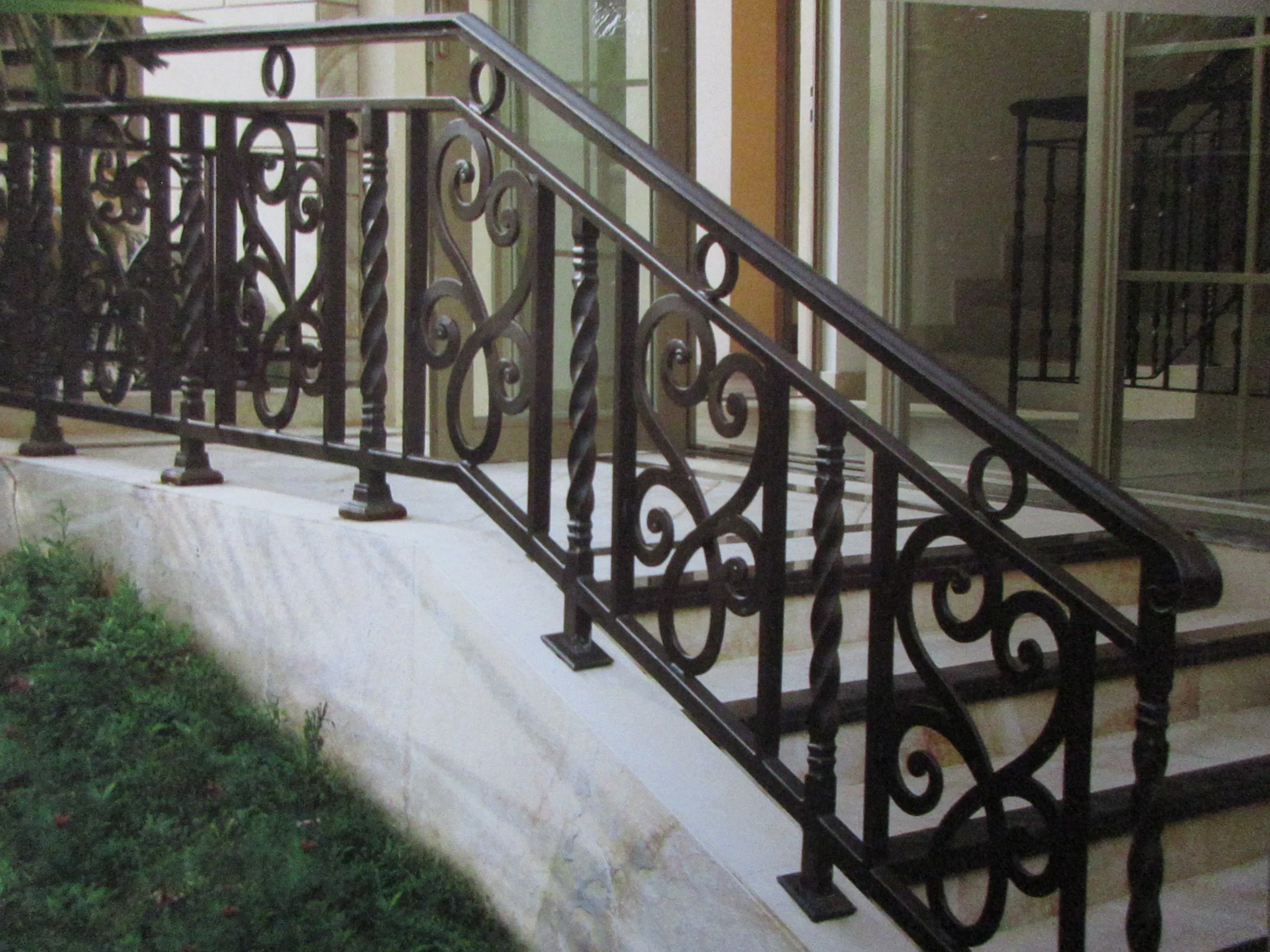 Hench Shanghai Factory price wrought iron balustrade