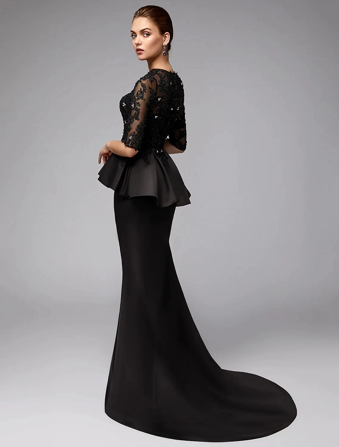 2025 Vintage Black Mermaid Evening Party Dresses Elegant Illusion Half Sleeve Beads Lace Satin Vestidos Longo Robe De Soiree