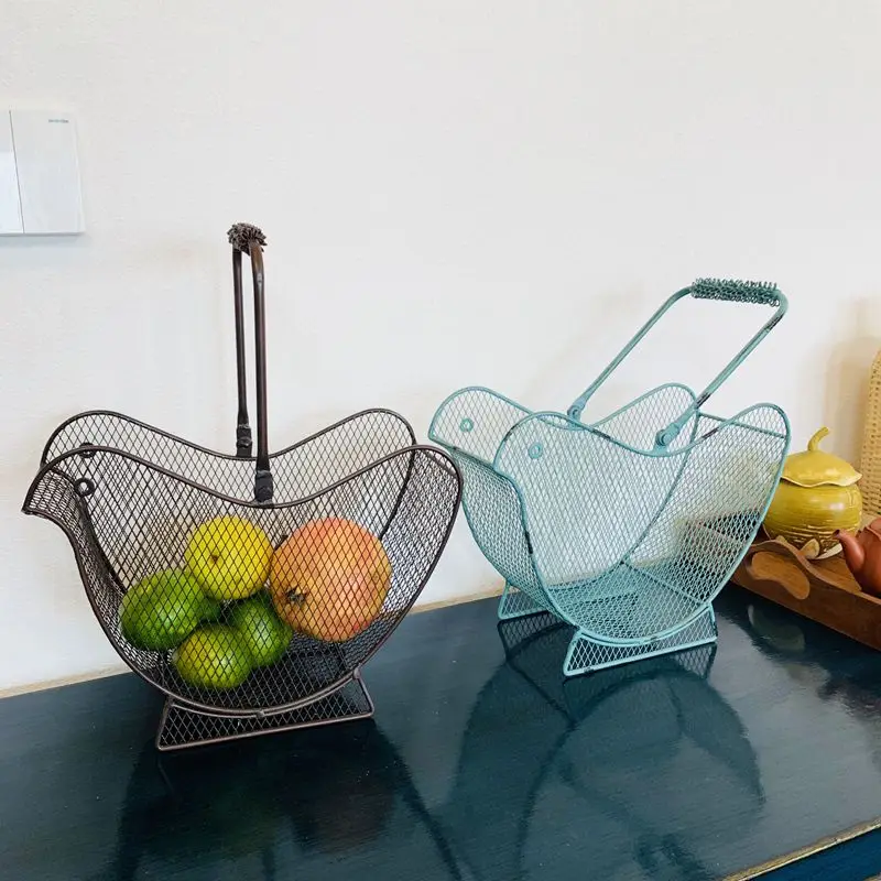 

Farmhouse Metal Chicken Wire Fruit Basket With Handle Blue Coffee Eggs Storage Holder Iron Table Organizer Case For Home Kitchen