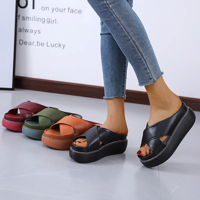 

Women Platforms Sandals 2022 Fashion Beach Chunky Slippers Slip on Slides Outdoor Slipper Woman Casual Shoes Drop Shipping