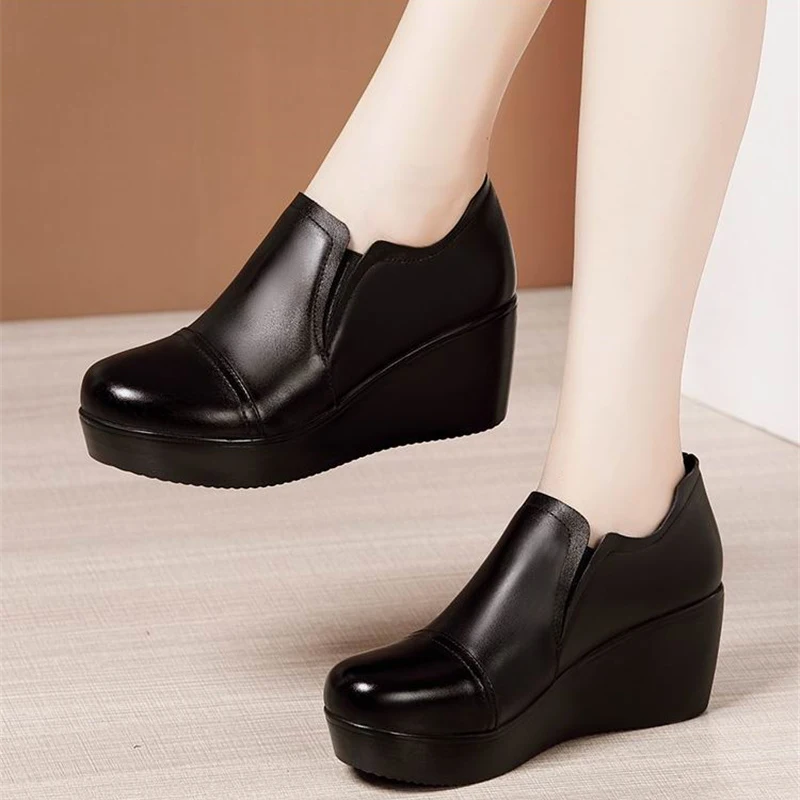 BEYARNE  High Heel Women Shoes  Women Leather Casual Shoes Breathable Fashion Waterproof Wedges Platform Shoes Women