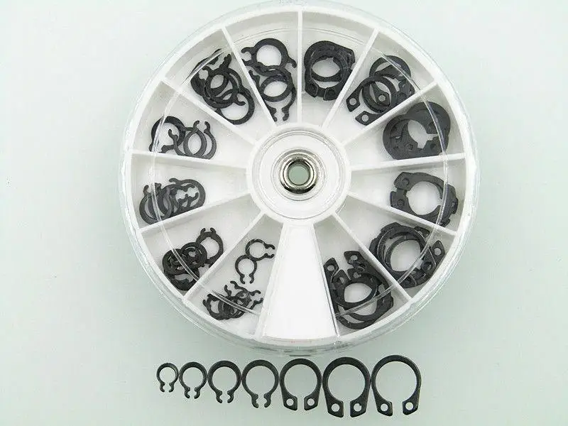 Set di anelli elastici da 70 pezzi Set di anelli di fissaggio a scatto con clip di tipo E di fissaggio esterno Set di fori Rondella del collare dell'albero