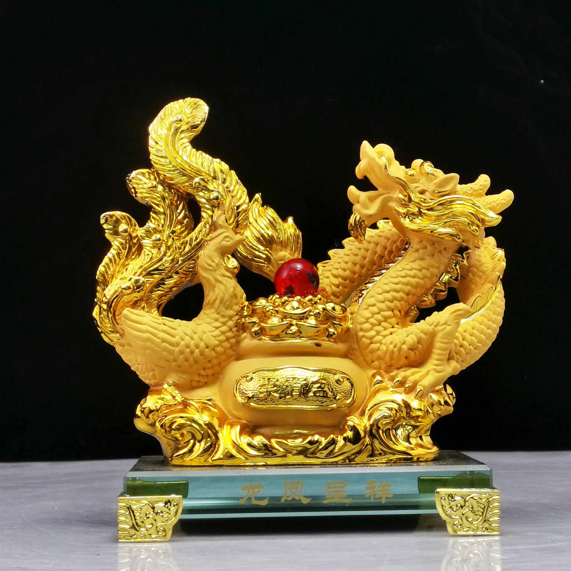 Diwansi Resin Gold Placer Dragon and Phoenix Lucky Ornaments To Send Wedding Gifts Living Room Festive Wedding Room Decoration