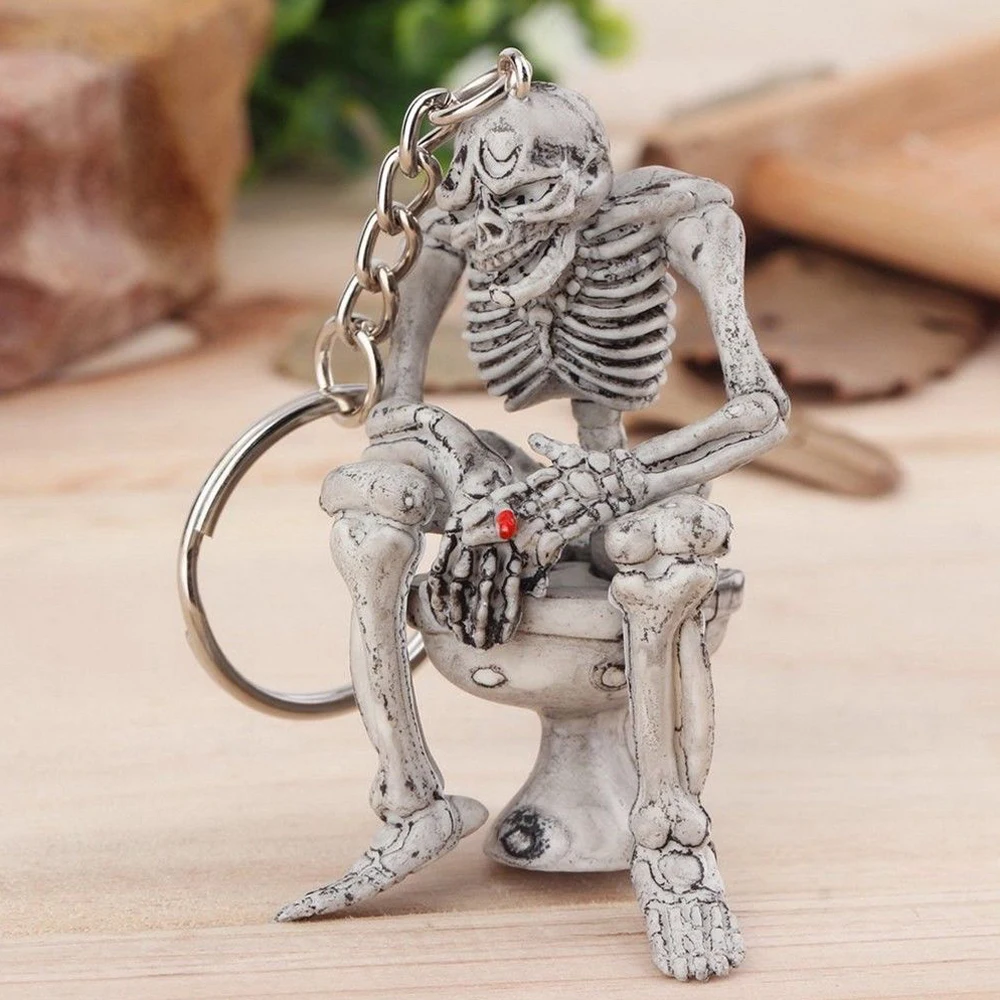 

Creative Vintage Skull Toilet Keyring Keychain Men Creative Rubber Key Fob Auto Car Key Chain Halloween Gift Car Accessories