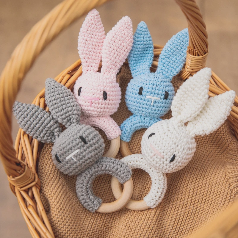 1 szt. Grzechotka dla dzieci zabawki Cartton zwierzę szydełkowane drewniane pierścienie grzechotka rękodzieło ząbkowanie grzechotka Amigurumi dla łóżeczko dla dziecka wisząca zabawka