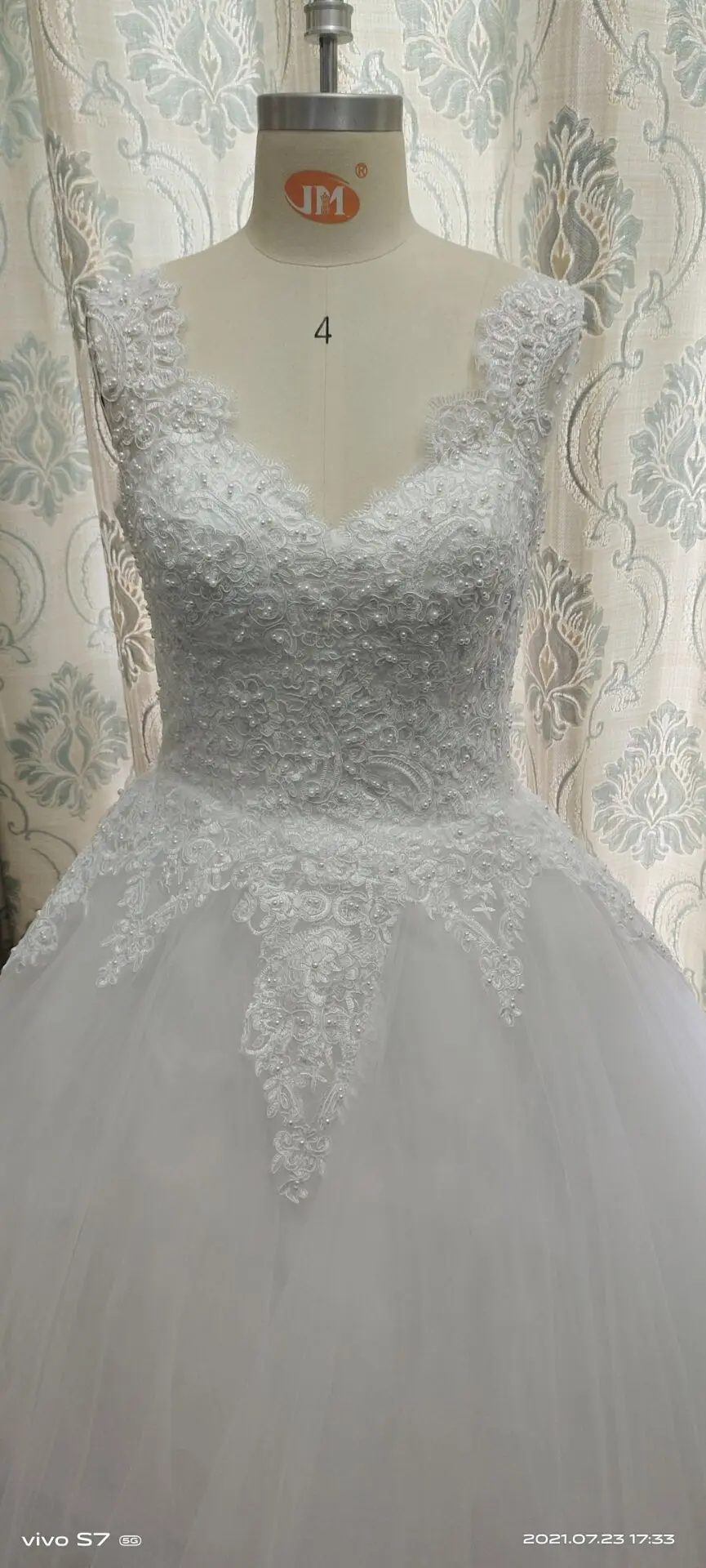 ZJ9218 Customized Sweetheart Pearls Beaded Wedding Dress Custom Made 2025 Sleeveless Princess Bridal Dresses Ball Gown