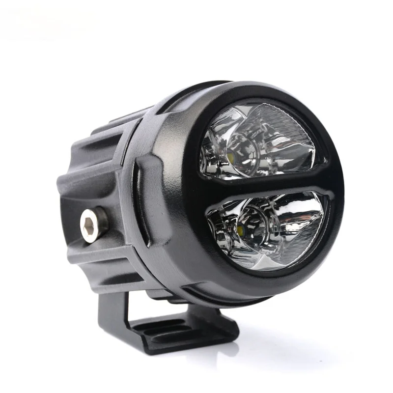 Auxiliary steam motorcycle highlighting 20 w lamp before 3 inch round waterfowl work light