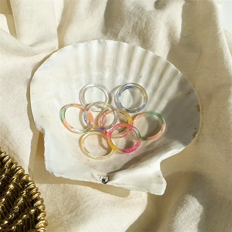 Neue koreanische ästhetische bunte Harz-Acryl-Ringe im Set für Damen – geometrische runde Ringe, temperamentvoller, vielseitiger Schmuck als Geschenk – Detail 14