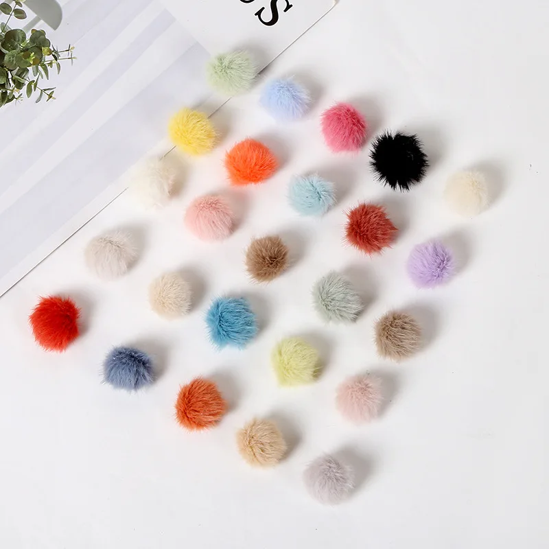 25mm Faux Pompon z futra królika 2.5cm DIY Pompon rzemieślniczy dostarcza puszyste pompony w breloczkach jako biżuteria kolczyki DIY pompony 10 sztuk