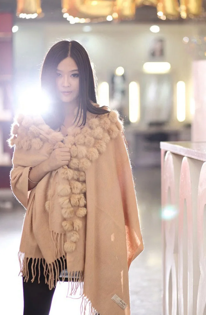 20 Colors Triangle Real Rabbit Fur Ball Shawl Wraps Winter Women Cashmere Tassel Cape Pompon Cloak Lady Mum Gift Casaco Feminino